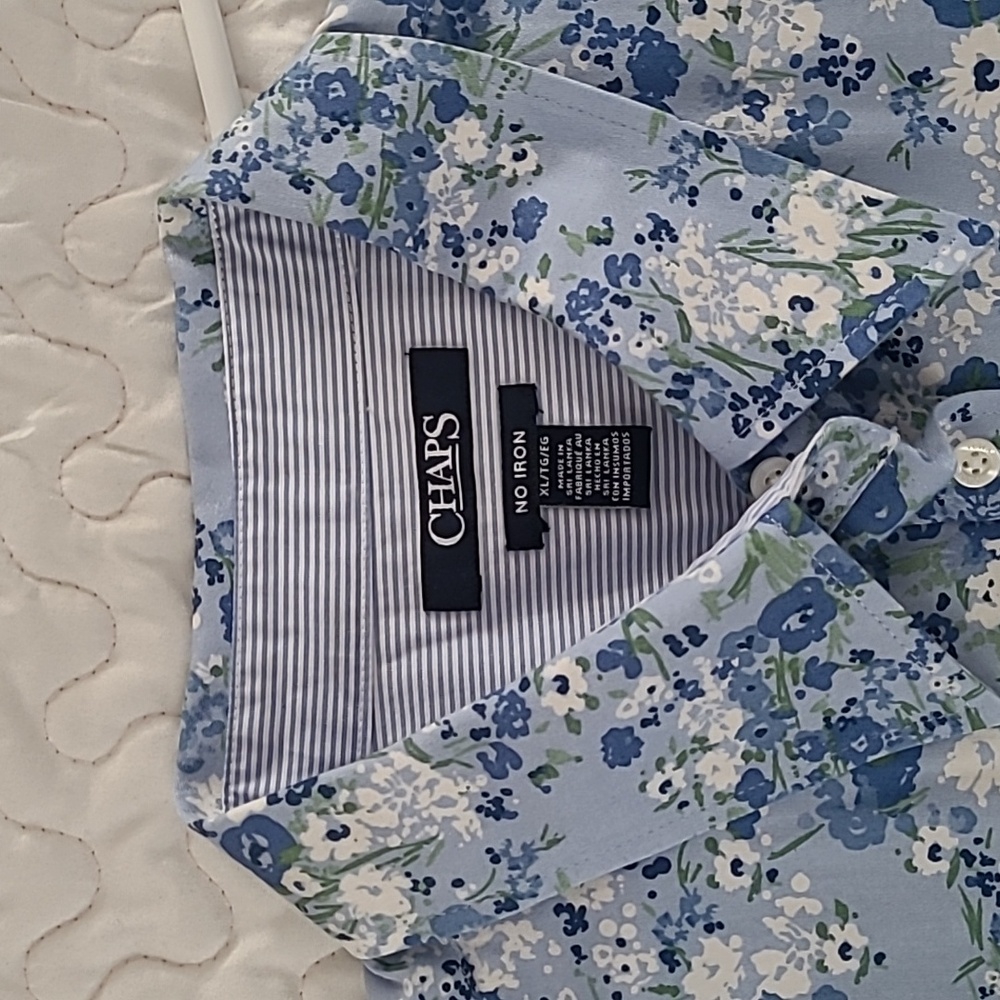 Women's Chaps XL 3/4 Length Sleeve Button Down. Great Condition (5) - Picture 3 of 13